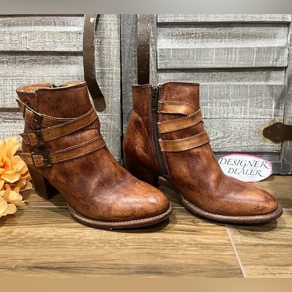 BED STU Begin Cobbler Buckle Bootie Size 7 GUC! - Picture 1 of 11